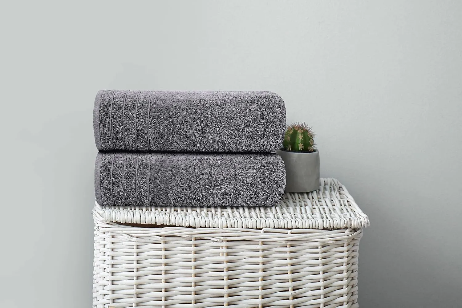 Tens Towels Pack of 4 Extra Large Bath Towels 30 x 60 Inches, 100% Cotton, Larger & Lighter Weight, Quicker to Dry, Super Soft and Absorbent, Perfect for Bathroom, Dark Grey